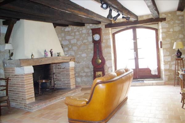 Maison à vendre |  Castelnau-Barbarens |  6 pièces | 220 m²