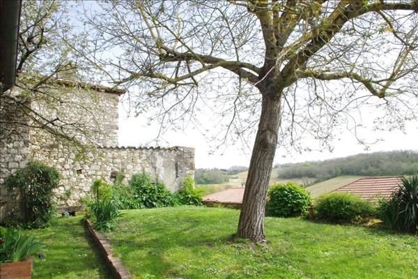 Maison à vendre |  Castelnau-Barbarens |  6 pièces | 220 m²