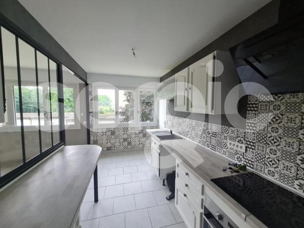 Location 4 Pieces 82 59500 Douai 17 0906 03 0039