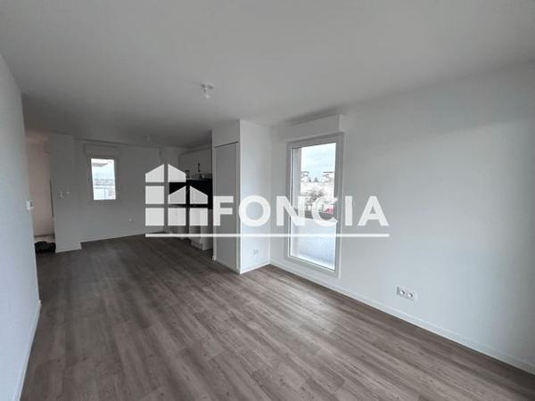 Location Appartement 2 pièces 43.45 m² - 3 RUE DU MARECHAL LECLERC Luisant 28600