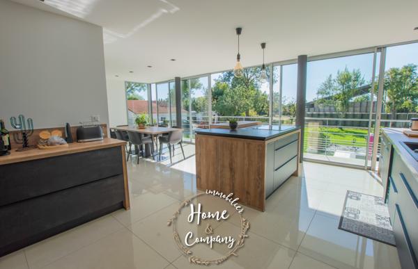 Maison 8 pièce(s) 7 chambre(s) 289.92 m²