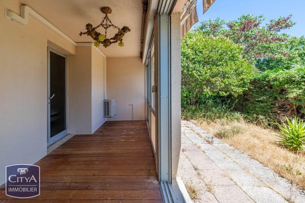 Appartement à vendre 3 pièces 61.83m² Sanary-sur-Mer (83110)