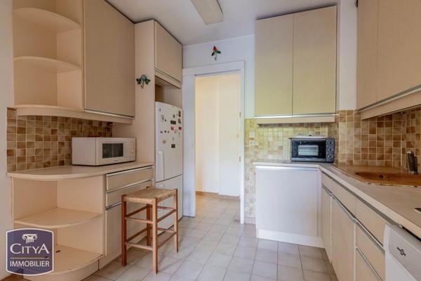 Appartement à vendre 3 pièces 61.83m² Sanary-sur-Mer (83110)