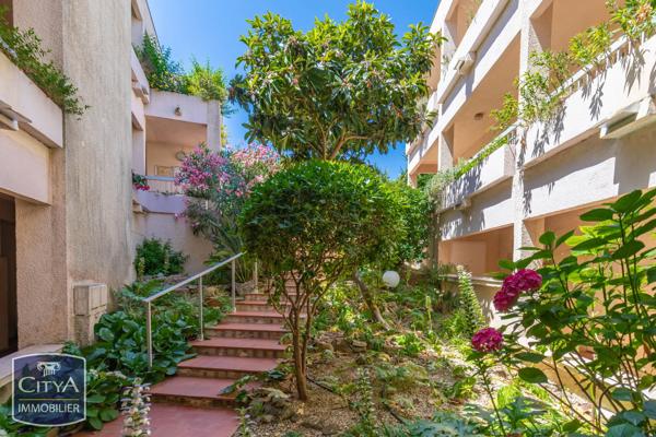 Appartement à vendre 3 pièces 61.83m² Sanary-sur-Mer (83110)