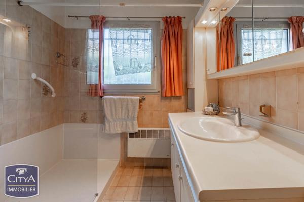 Appartement à vendre 3 pièces 61.83m² Sanary-sur-Mer (83110)