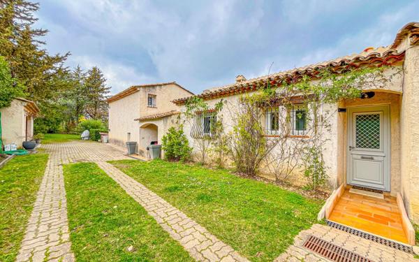 Maison à vendre    4 pièces •  Le Rouret