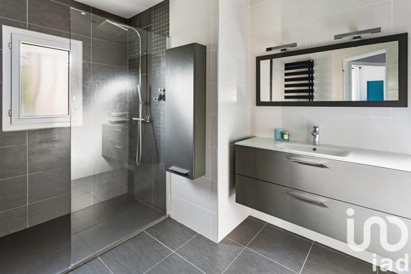 Maison à vendre 5 pièces 119 m² Les Sorinières