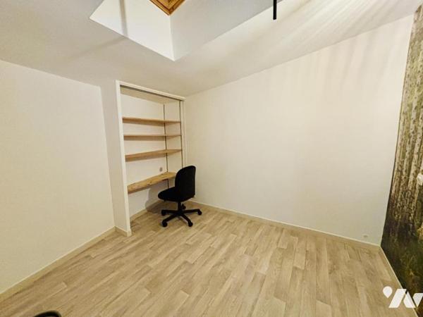 Ensemble immobilier divisible en 2 lots : maison + dépendance en pierre