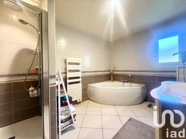 Maison à vendre 4 pièces 123 m² Coulommiers