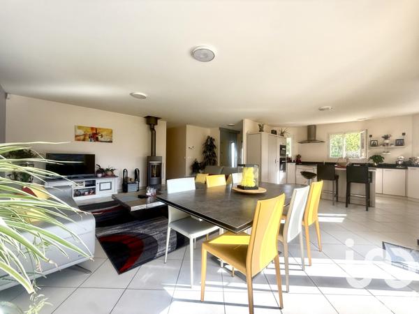 Maison à vendre 4 pièces 123 m² Coulommiers