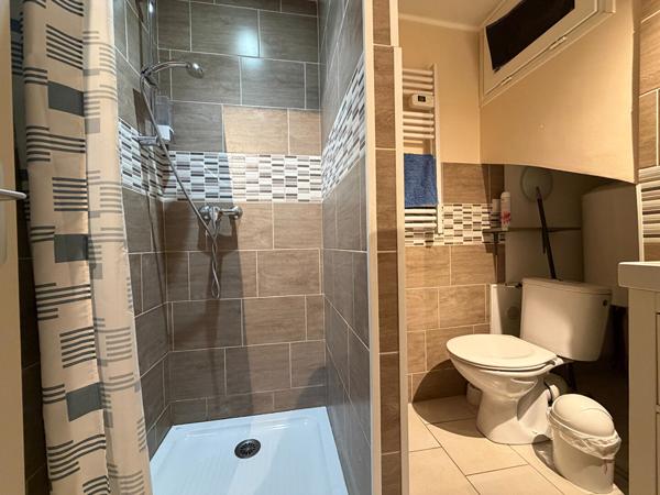Studio meublé étudiant à louer - Toutes charges comprises (eau, électricité & WIFI inclus)
