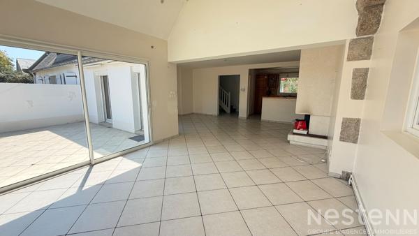 SAINT-PIERRE-QUIBERON - Maison de 110 m² à vendre au calme avec 3 chambres sur un beau terrain !