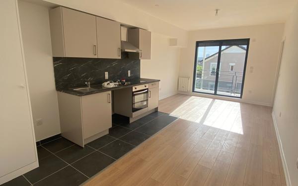 Appartement à louer    2 pièces • 42,85 m2 Issy-les-Moulineaux