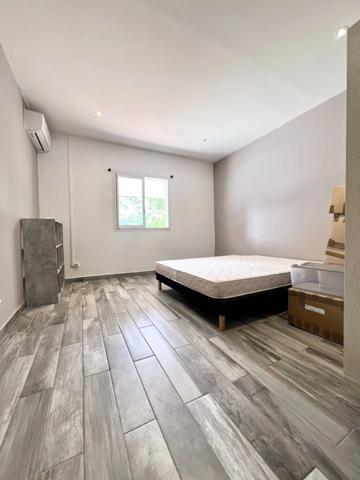 Maison à vendre 6 pièces SAINT GILLES LES BAINS (974)