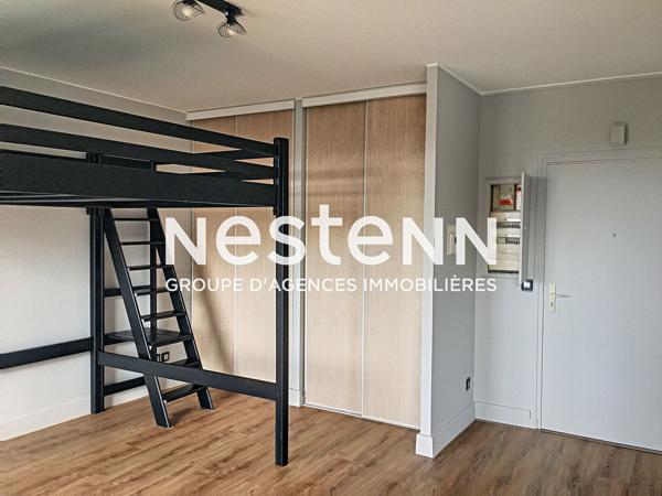 Grand Studio de 32m² avec ascenseur et terrasse - 69500 BRON