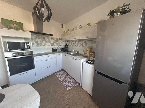 Appartement à Vendre à Saint-Malo (35400) en Ille-et-Vilaine (35)

Cet appartement de 65,46 m...