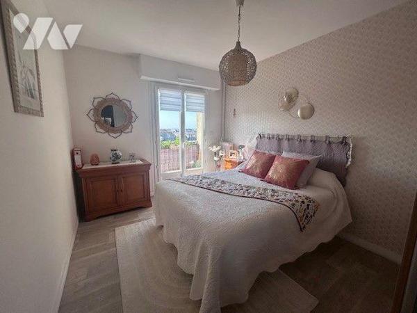 Appartement à Vendre à Saint-Malo (35400) en Ille-et-Vilaine (35)

Cet appartement de 65,46 m...