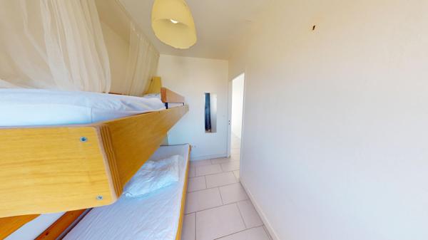 LOCATION PRECAIRE - SEPTEMBRE A JUIN