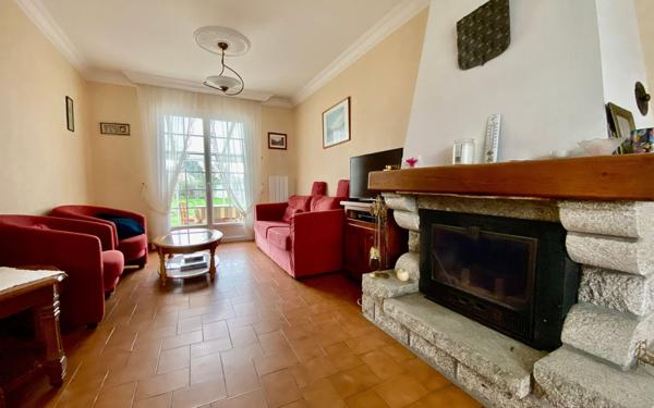 Maison à vendre    5 pièces • 117 m2 Séné