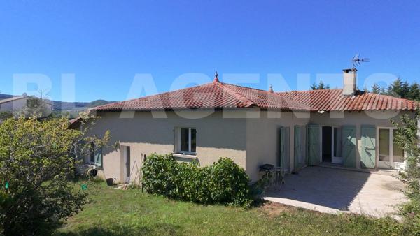 Une maison familiale de plain-pied, proche de toutes les commodités