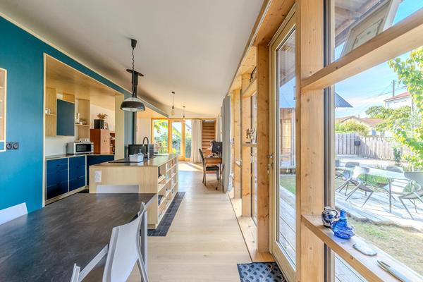 Une architecture singuliere ouverte sur l’exterieur au Cormier