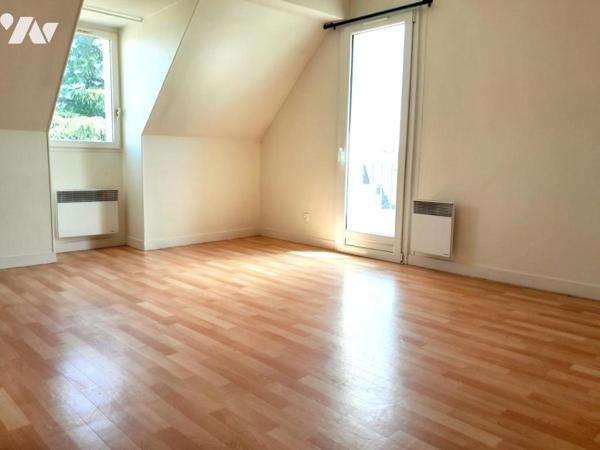 OLIVET -BOURG, Dans résidence - APPARTEMENT T3  AU DERNIER ETAGE- PARKING-SOUS-SOL et CAVE