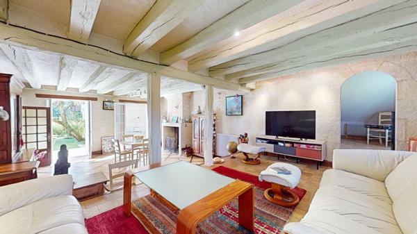 Berthenay (37510) Longère avec piscine BERTHENAY