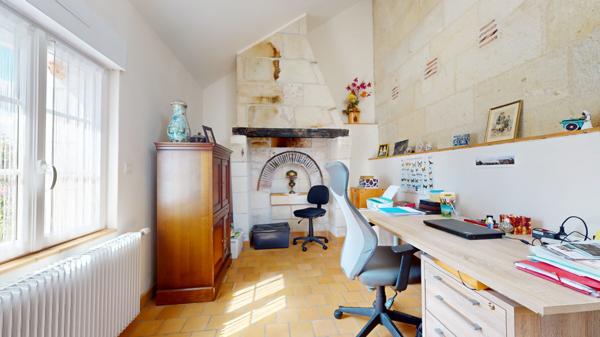 Berthenay (37510) Longère avec piscine BERTHENAY