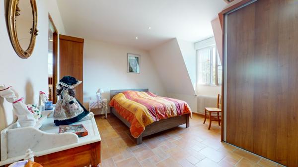 Berthenay (37510) Longère avec piscine BERTHENAY