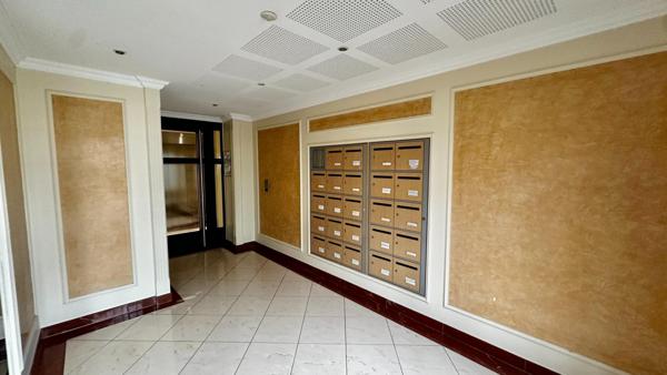 Appartement de type F2 avec jardin