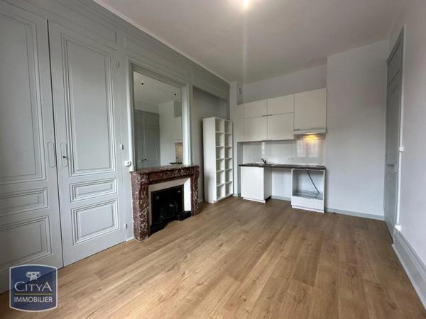 Appartement à louer 3 pièces 65.6m²