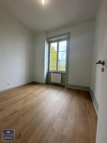 Appartement à louer 3 pièces 65.6m²