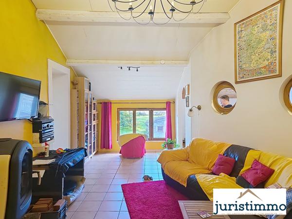 Camaret-sur-Aigues (84850) Maison de 265 m² et de nombreuses dépendances de 250m² énorme potentiel sur un terrain agricole de 2803m²
