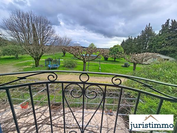 Camaret-sur-Aigues (84850) Maison de 265 m² et de nombreuses dépendances de 250m² énorme potentiel sur un terrain agricole de 2803m²