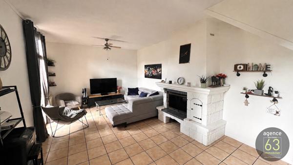 Maison Coup de coeur avec beau terrain de 536 m2 clos et arboré, piscinable, garage, abri et cave