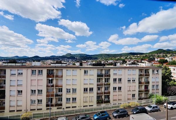 APPART AVEC GARAGE ET CAVE MONTJUZET - VUE IMPRENABLE SUR CLERMONT-FERRAND