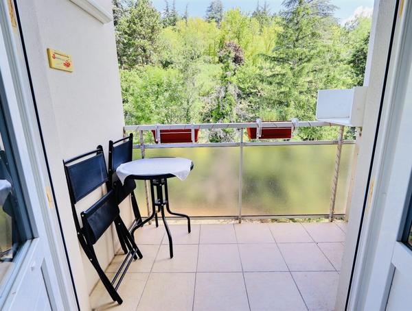 APPART AVEC GARAGE ET CAVE MONTJUZET - VUE IMPRENABLE SUR CLERMONT-FERRAND