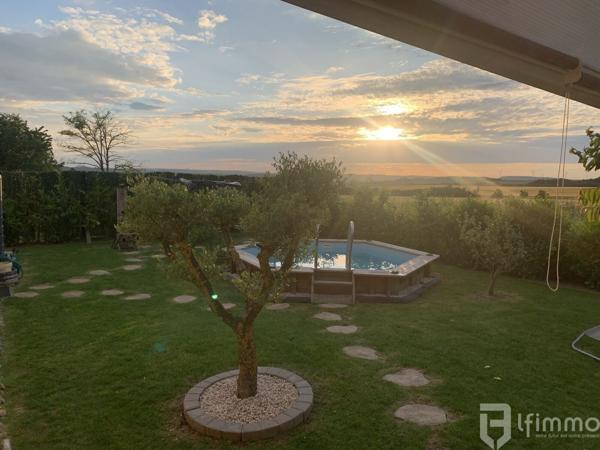 Maison de Plain-Pied, dans un Quartier Résidentiel.