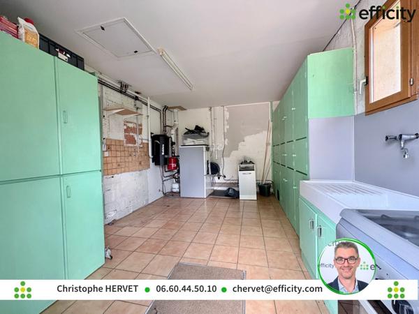 Maison
         6 pièces
        - 132 m² Exclusivité 215 000 € *