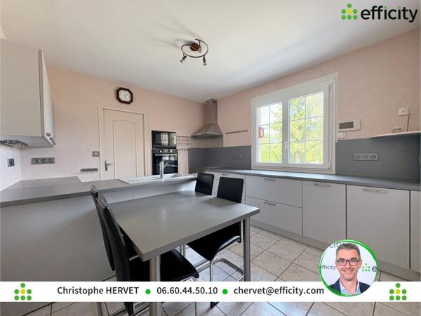 Maison
         6 pièces
        - 132 m² Exclusivité 215 000 € *