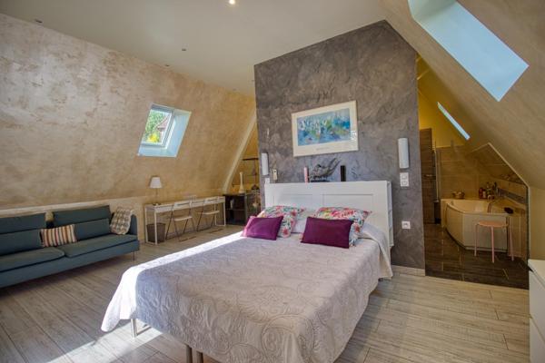 Domaine d’exception : charme du XVIIIe et confort moderne au cœur du Lot