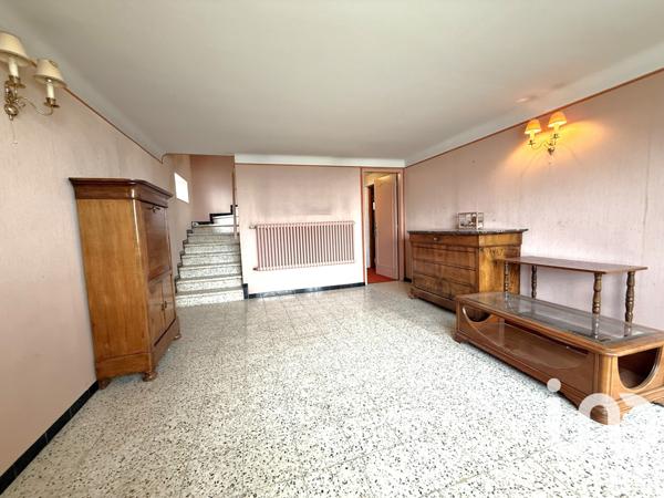 Maison à vendre 5 pièces 138 m² Mandres-les-Roses