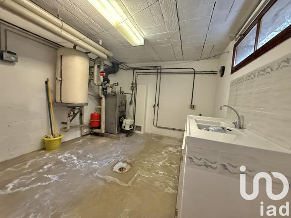 Maison à vendre 5 pièces 138 m² Mandres-les-Roses