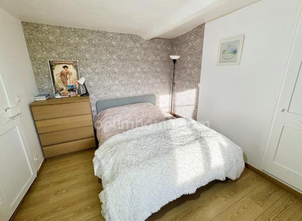 Corps de ferme à vendre proche LISIEUX(14) - Maison et divers bâtiments sur plus de 5 hectares