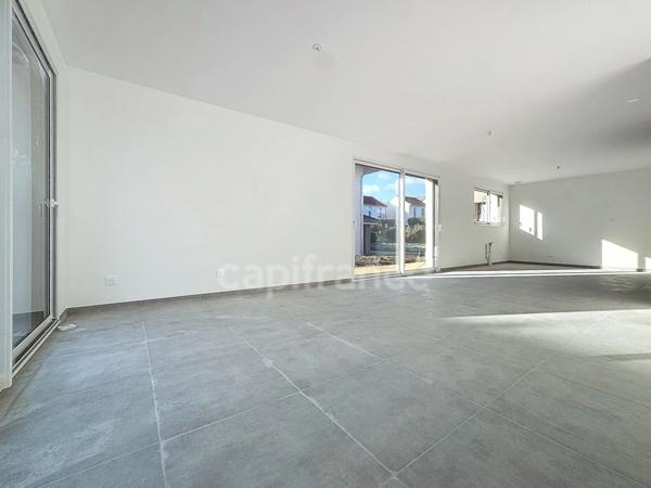 Maison à vendre 6 pièces SAINT GENIS POUILLY (01)