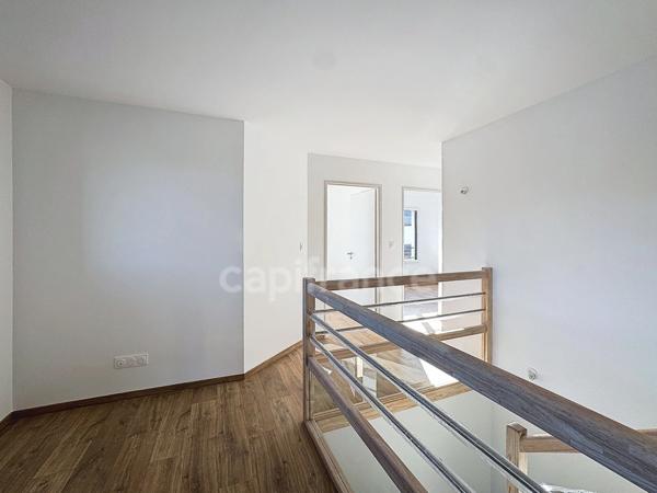 Maison à vendre 6 pièces SAINT GENIS POUILLY (01)