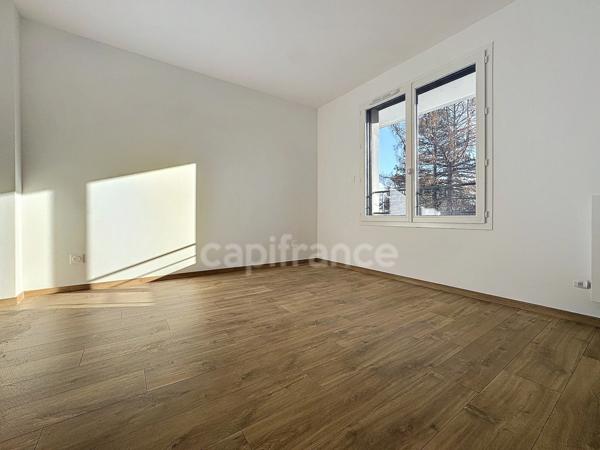 Maison à vendre 6 pièces SAINT GENIS POUILLY (01)