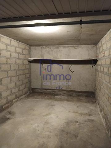 Parking / Box à vendre à Lyon (69003)