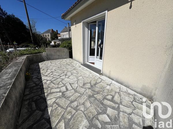 Maison de ville 8 pièces de 245 m² à Parthenay (79200)