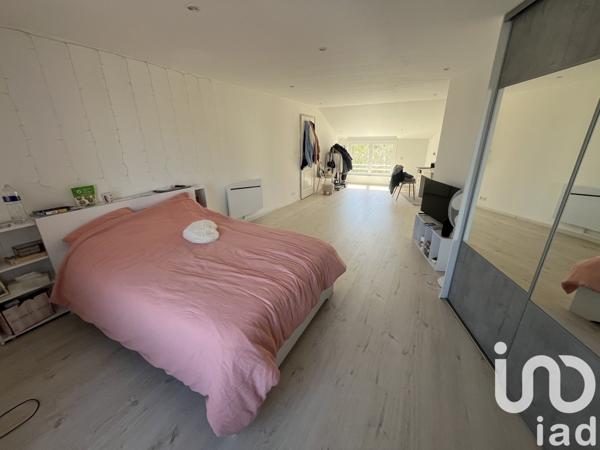 Maison de ville 8 pièces de 245 m² à Parthenay (79200)